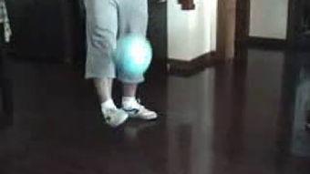 单脚球视频,视频解析带你领略足球新境界